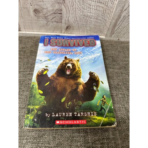 Set Of 4 Childrens Books: I Survived The One And Only Ivan Bats Monster Bugs - Picture 2 of 11